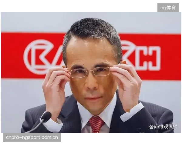 为什么投入巨大的官方App，正沦为球迷手机里的“沉默资产”？